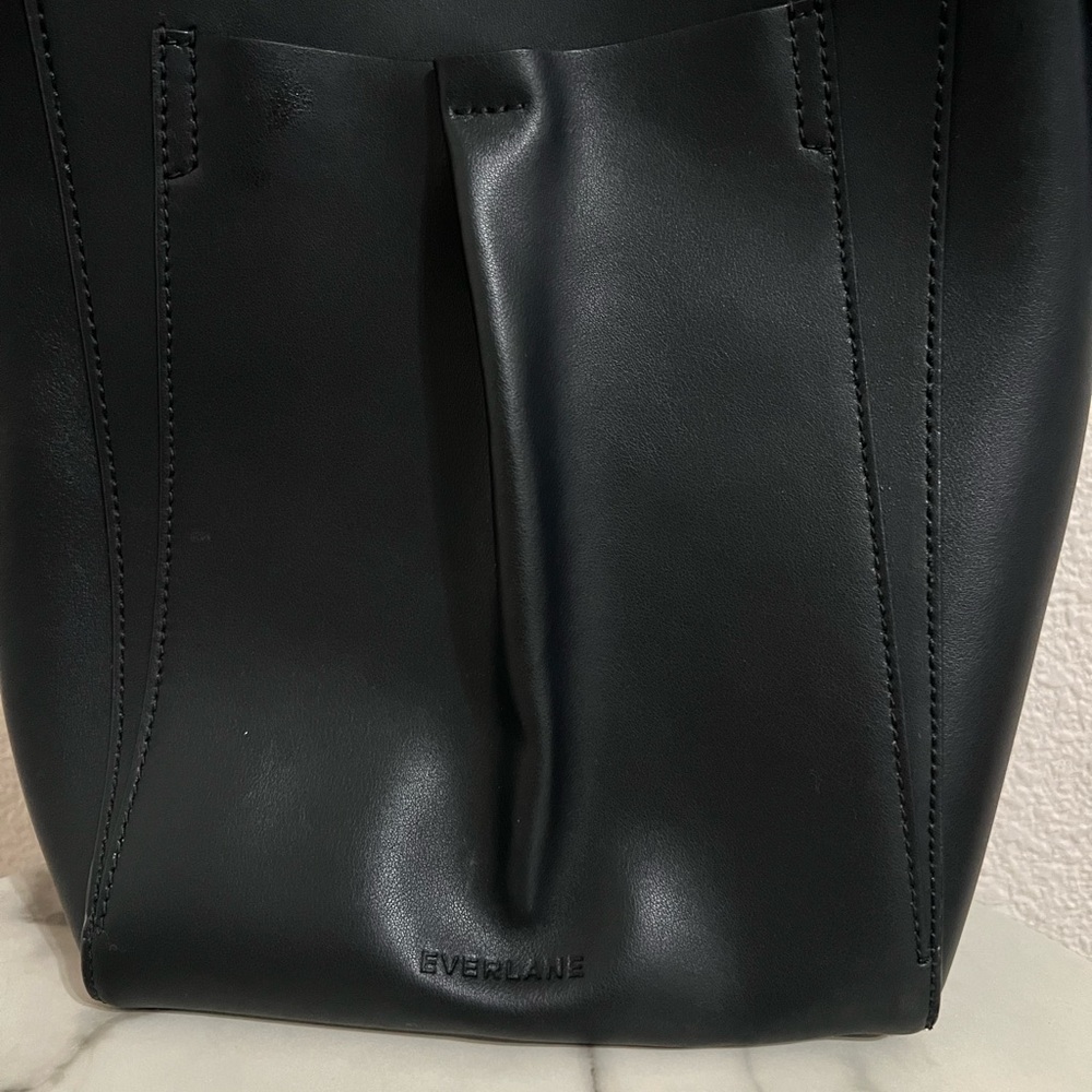 Everlane The Mini Studio Bag Black Leather Crossbody - Picture 2 of 8